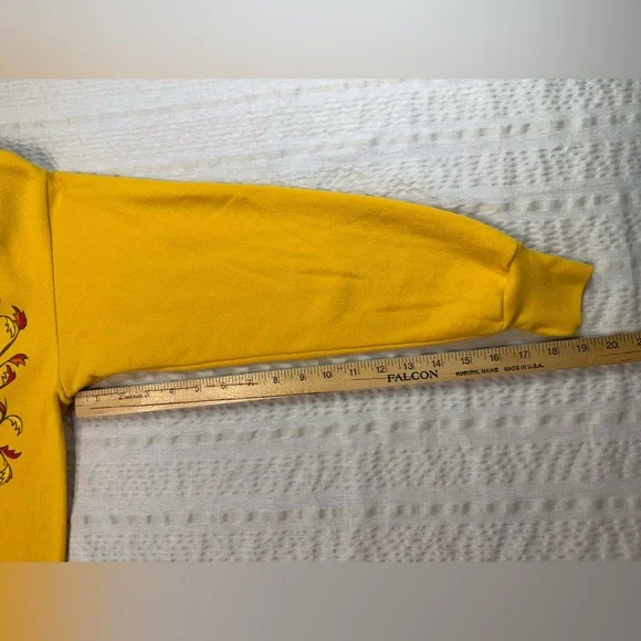 Delta Yellow Crew Neck Sweater with Tree Design Wild Hare Vintage Medium - Picture 5 of 8
